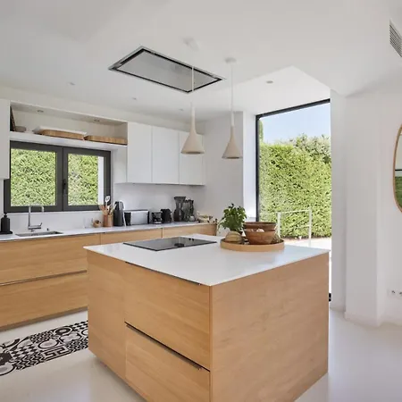 *la Des Pins* Belle Maison Avec Piscine Villa *