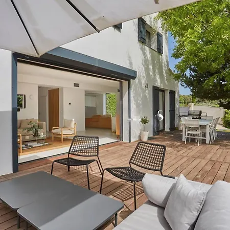 Villa *la Des Pins* Belle Maison Avec Piscine *