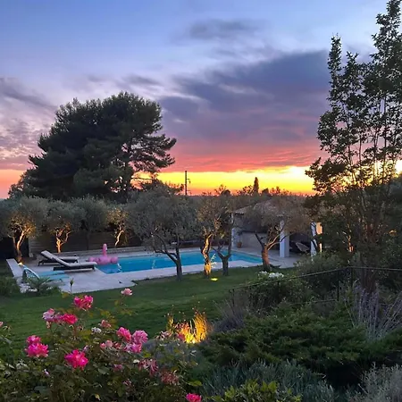 Villa *la Des Pins* Belle Maison Avec Piscine
